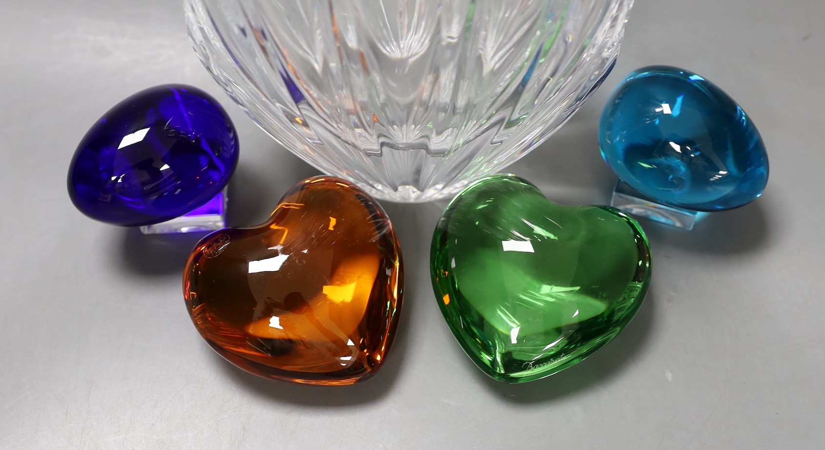 Baccarat - a glass shell shaped vase, 18cm high, two eggs and two hearts